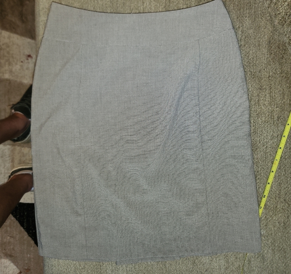 New York & Company Gray Pencil Skirt